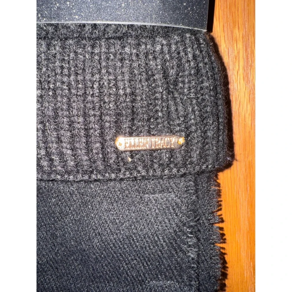 Ellen Tracy Hat and Scarf Set Black Combo Pom Beanie Striped Scarf ETCW-1011 NWT